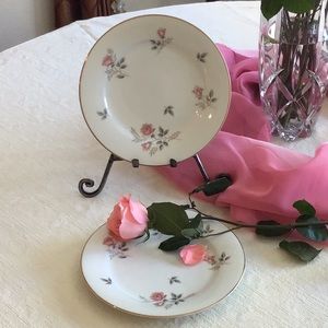 Noritake Rosabel Salad Plate. Set of 4.